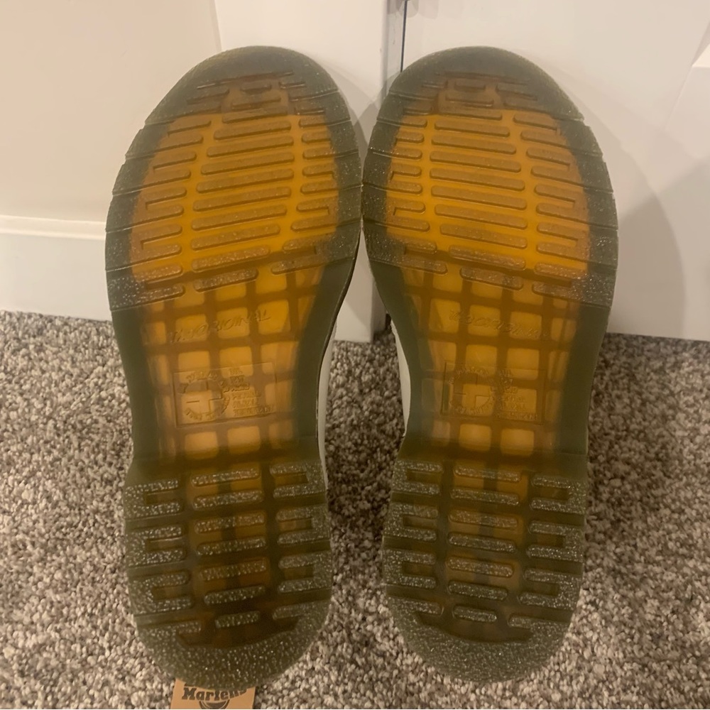 NWT Dr. Martens 2976 Yellow Stitch Smooth Leather Boots - Picture 7 of 8